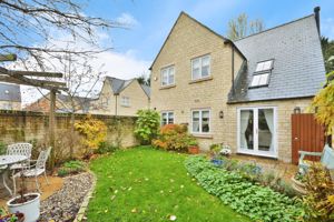 Photo 17- click for photo gallery